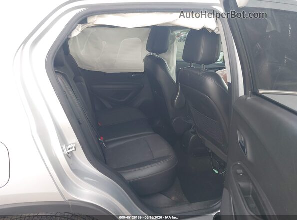 KL7CJLSB9LB015323 2020 CHEVROLET TRAX Silver VIN sticker view