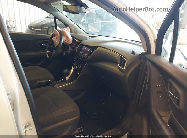 KL7CJNSB1MB342179 2021 CHEVROLET TRAX White Вид салону спереду