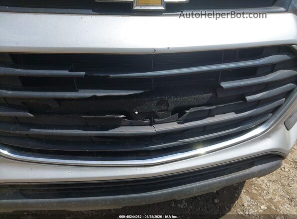 KL7CJNSB7JB625052 2018 CHEVROLET TRAX Серебряный Вид спереди