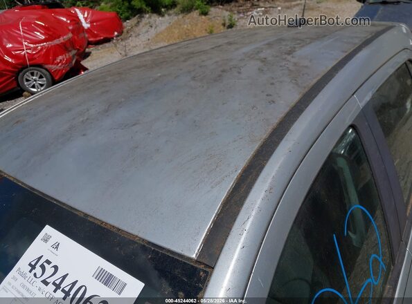 KL7CJNSB7JB625052 2018 CHEVROLET TRAX Серебряный 