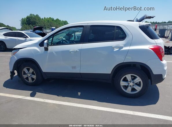 KL7CJNSM7NB512581 2022 CHEVROLET TRAX White Սալոնի հետևի տեսք