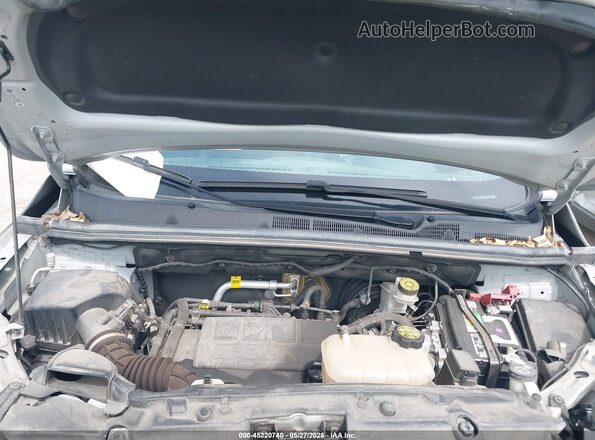 KL7CJPSB2MB358855 2021 CHEVROLET TRAX Silver Հետևի տեսք