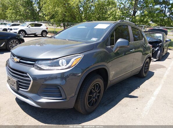 KL7CJPSB4JB716727 2018 CHEVROLET TRAX Gray წინა მარცხენა ხედი სამი მეოთხედიდან
