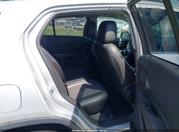 KL7CJPSB7KB838192 2019 CHEVROLET TRAX Gray Vista de la etiqueta del VIN