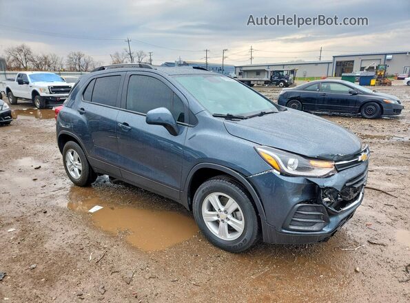 KL7CJPSM0NB523028 2022 CHEVROLET TRAX Серый Передняя правая четверть