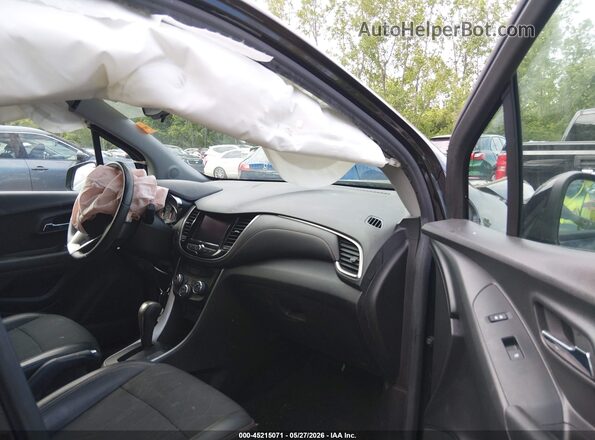 KL7CJPSM0NB562105 2022 CHEVROLET TRAX Black Вид салону спереду