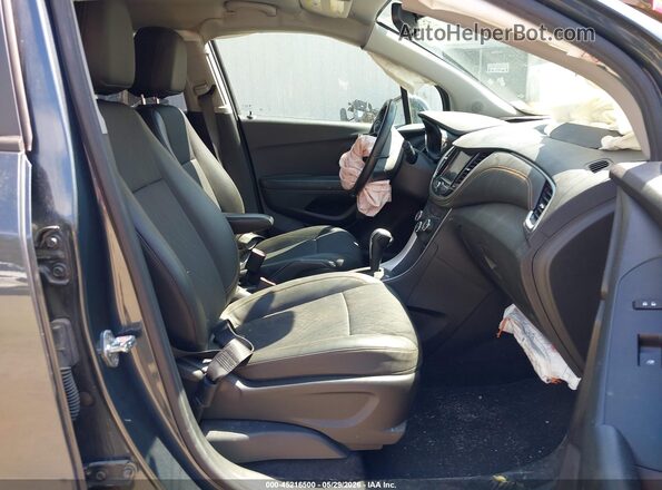 KL7CJPSM6NB559256 2022 CHEVROLET TRAX Gray Widok wnętrza z przodu