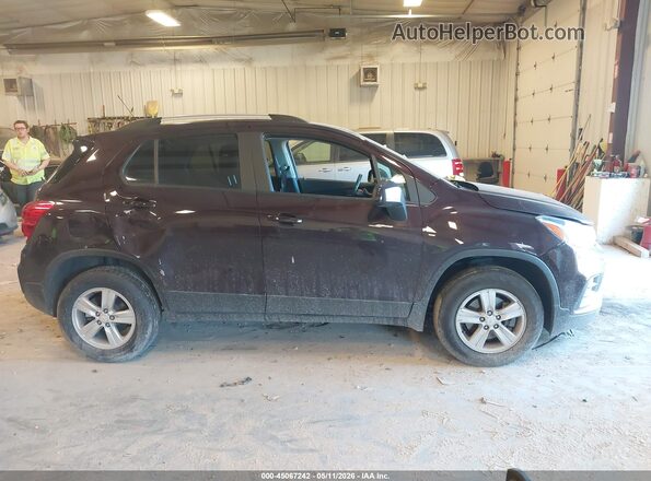 KL7CJPSM8NB513914 2022 CHEVROLET TRAX Фиолетовый Вид задней части салона