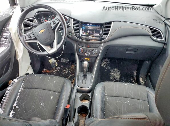 KL7CJPSMXNB501781 2022 CHEVROLET TRAX Red წინა პანელის ხედი