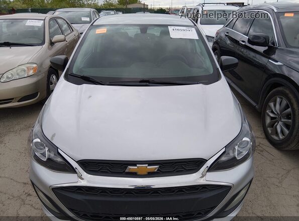KL8CB6SA2MC703192 2021 CHEVROLET SPARK Silver Widok z przodu