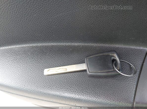 KL8CB6SA3HC752598 2017 CHEVROLET SPARK Белый Вид панели приборов