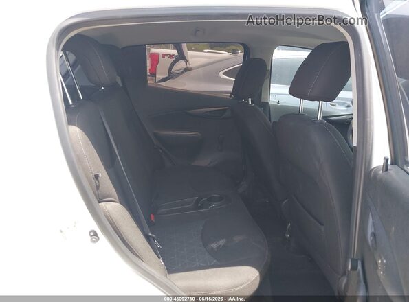 KL8CB6SA3KC704882 2019 CHEVROLET SPARK White Вид наклейки з VIN-кодом