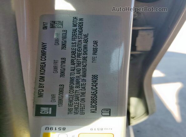 KL8CB6SA5JC424086 2018 CHEVROLET SPARK Silver VIN კოდის სტიკერის ხედი
