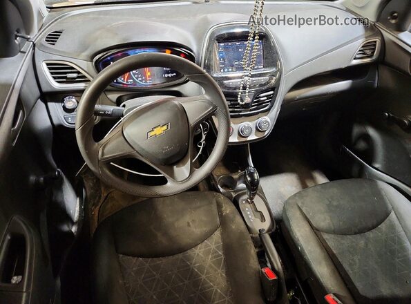 KL8CB6SA5MC738728 2021 CHEVROLET SPARK Purple Dashboard view