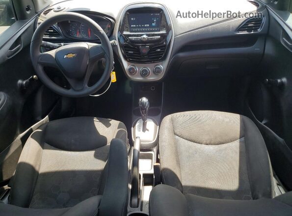 KL8CB6SA7GC603402 2016 CHEVROLET 1500 Green Widok deski rozdzielczej