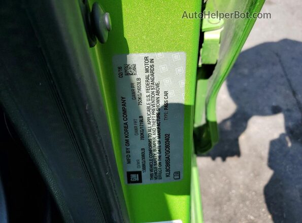 KL8CB6SA7GC603402 2016 CHEVROLET 1500 Green Widok komory silnika