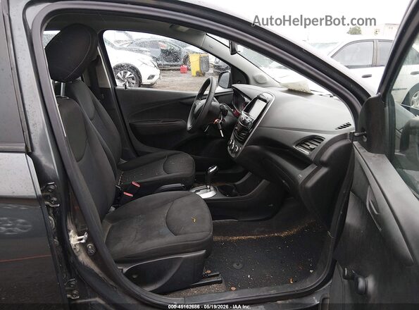 KL8CB6SA8HC824279 2017 CHEVROLET SPARK Серый Вид салона спереди