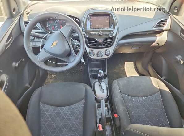 KL8CB6SA8MC715122 2021 CHEVROLET SPARK Серебряный Вид панели приборов