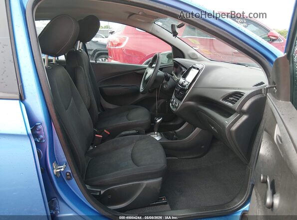 KL8CB6SA9HC774539 2017 CHEVROLET SPARK Синий Вид салона спереди
