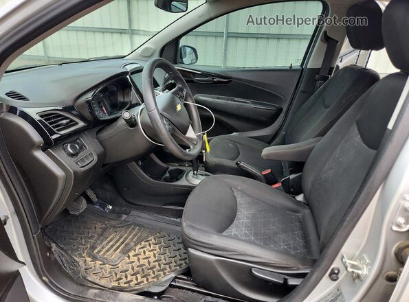 KL8CD6SA4LC451163 2020 CHEVROLET SPARK Серебряный 