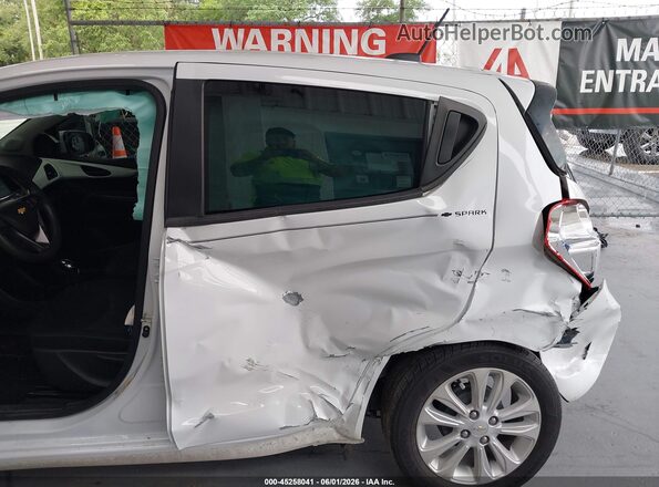 KL8CD6SA6HC800976 2017 CHEVROLET SPARK White Front view
