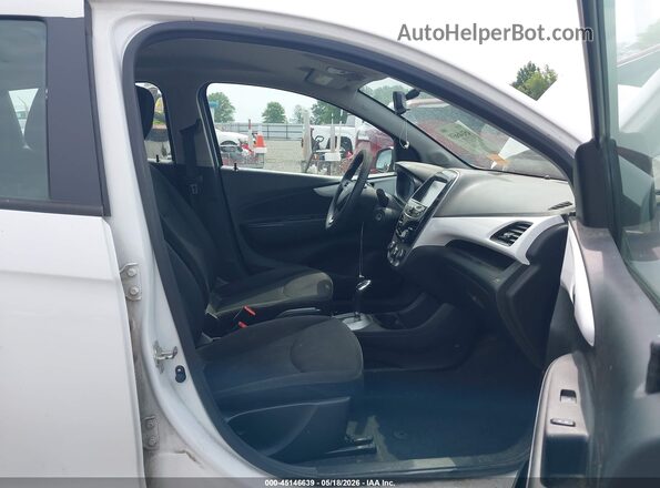 KL8CD6SA7GC582559 2016 CHEVROLET SPARK White წინა სალონის ხედი