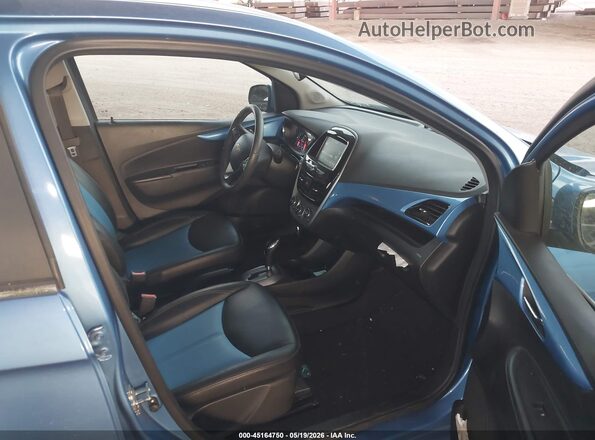 KL8CF6SA6JC438521 2018 CHEVROLET SPARK Blue Front interior view