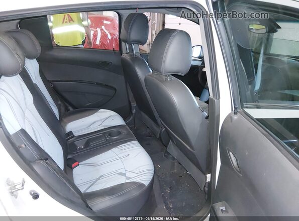 KL8CK6S00GC649581 2016 CHEVROLET SPARK White VIN կոդի պիտակի տեսք