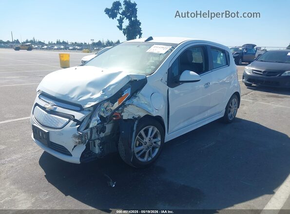 KL8CL6S05GC570193 2016 CHEVROLET SPARK White Przód lewy