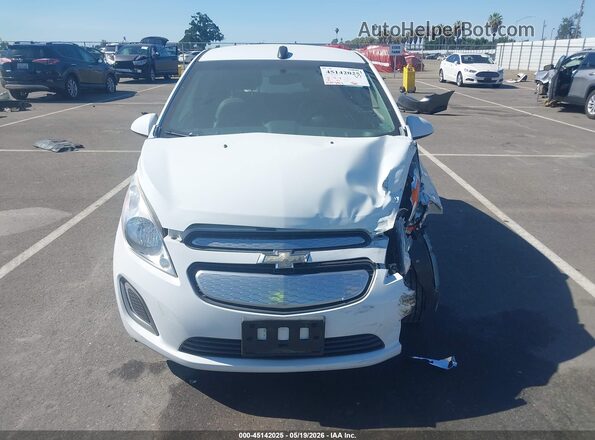 KL8CL6S05GC570193 2016 CHEVROLET SPARK White Widok komory silnika