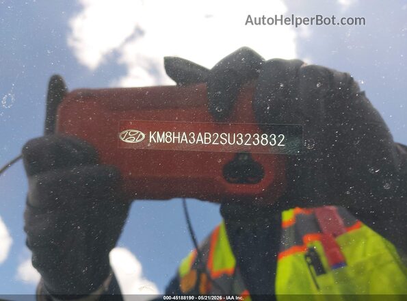 KM8HA3AB2SU323832 2025 HYUNDAI KONA Gray Engine compartment view