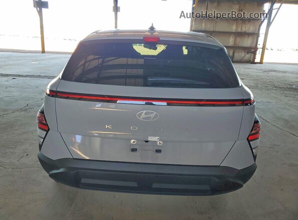 KM8HA3AB8TU370090 2026 HYUNDAI KONA Silver Widok z tyłu