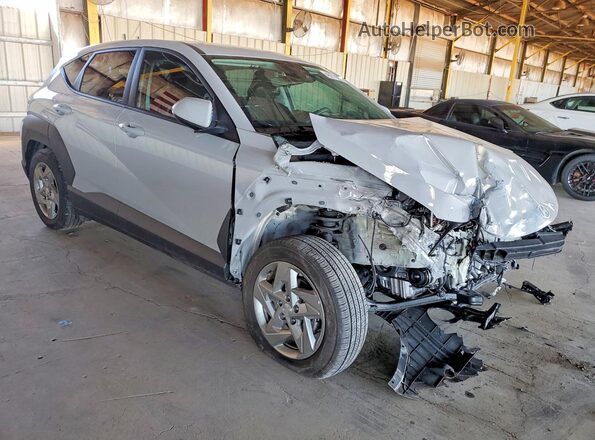 KM8HA3AB8TU370090 2026 HYUNDAI KONA Silver Przód prawy