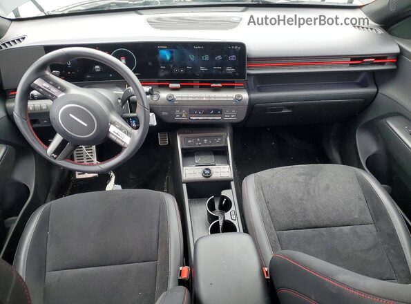 KM8HB3A32SU235501 2025 HYUNDAI KONA Black Առջևի վահանակի տեսք