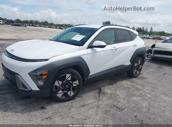 KM8HB3AB6RU149495 2024 HYUNDAI KONA Белый Передняя левая четверть