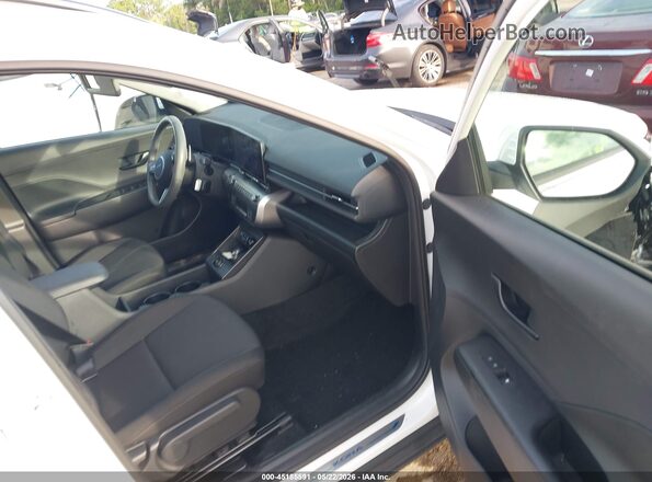 KM8HC3AB7SU202305 2025 HYUNDAI KONA White Սալոնի դիմացի տեսք