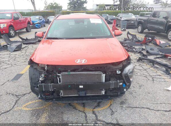KM8HC3AB9RU069220 2024 HYUNDAI KONA Orange Vista interior trasera