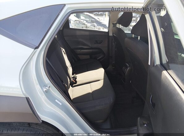 KM8HCCAB7SU228192 2025 HYUNDAI KONA Gray Vista de la etiqueta del VIN