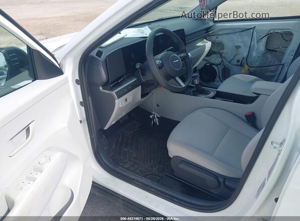 KM8HF3AB3TU419875 2026 HYUNDAI KONA White Front interior view