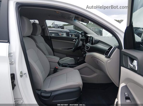 KM8J23A40MU339014 2021 HYUNDAI TUCSON Белый Вид салона спереди