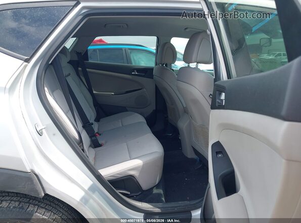 KM8J23A44HU494817 2017 HYUNDAI TUCSON Silver 