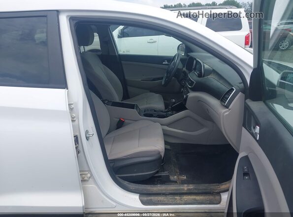 KM8J2CA49KU889454 2019 HYUNDAI TUCSON Белый Вид салона спереди