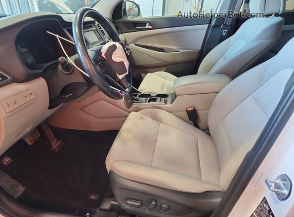 KM8J33A23GU074363 2016 HYUNDAI TUCSON Белый 