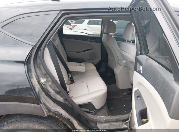 KM8J33A40HU348993 2017 HYUNDAI TUCSON Black Widok naklejki z numerem VIN