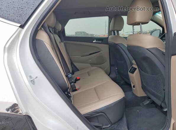 KM8J33ALXMU354608 2021 HYUNDAI TUCSON White Vista de los asientos traseros