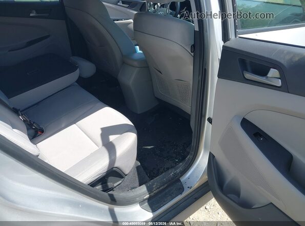 KM8J3CA40JU757212 2018 HYUNDAI TUCSON Silver 