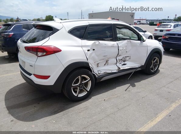 KM8J3CA46HU531153 2017 HYUNDAI TUCSON Белый Задняя правая четверть