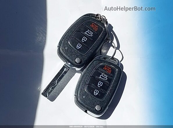 KM8J3CA49JU741235 2018 HYUNDAI TUCSON Light Blue Вид панели приборов