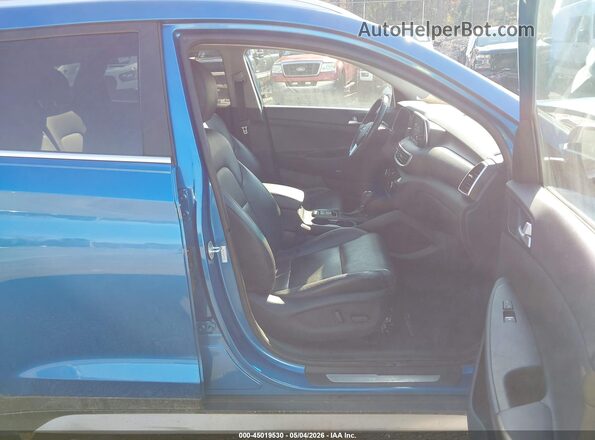 KM8J3CAL8KU972829 2019 HYUNDAI TUCSON Blue Вид салону спереду
