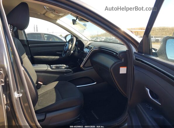 KM8JBCD10RU214541 2024 HYUNDAI TUCSON HYBRID Gray Front interior view